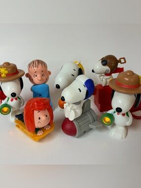 Peanuts Snoopy Linus Peppermint Patty McDonald’s Happy Meal Toys Lot of 7 Figure